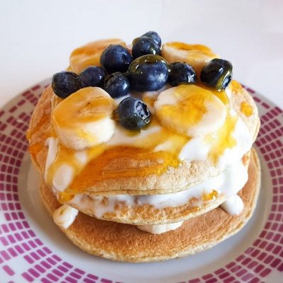 Pancake proteici con avena e yogurt